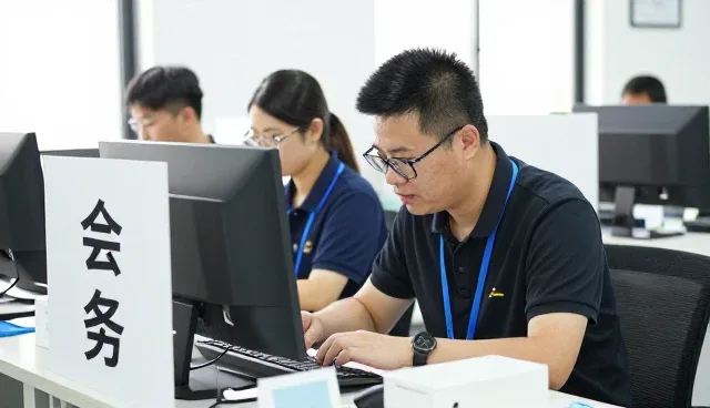 学校与医院中的商务信息咨询应用趋势分析